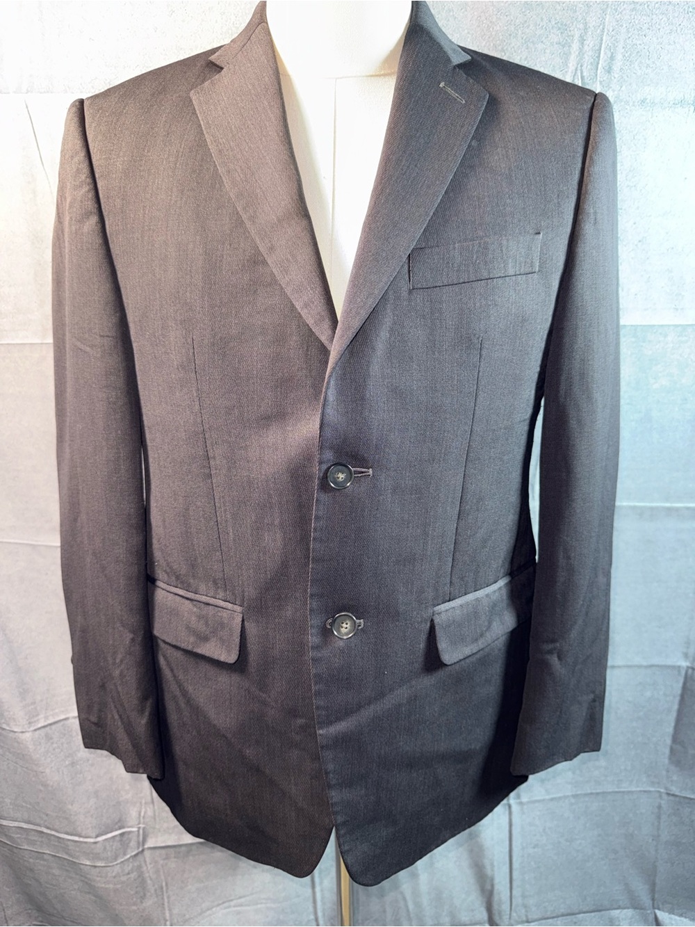 1451-John Bartlett Men's Tailored Dark Gray Two-Button Blazer
